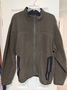 Arcteryx XL  Olive Green Full-Zip Fleece Jacket USED